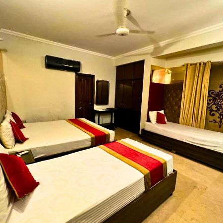 Doves Inn Hotel Kalma Chowk Lahore Exterior photo